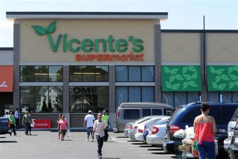 Vicente supermarket - Vicente’s Supermarket, of Brockton, will open at 470 Pawtucket Ave., the former Ocean State Job Lot, says owner Jason Barbosa.